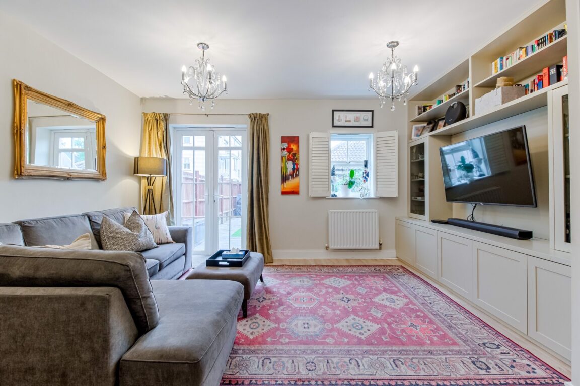 Living/Dining Area